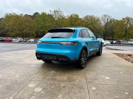 2022 Porsche Macan S