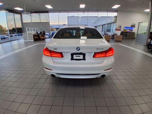 2020 BMW 530 xDrive