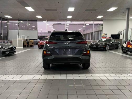 Thunder Gray 2018 Hyundai KONA SEL