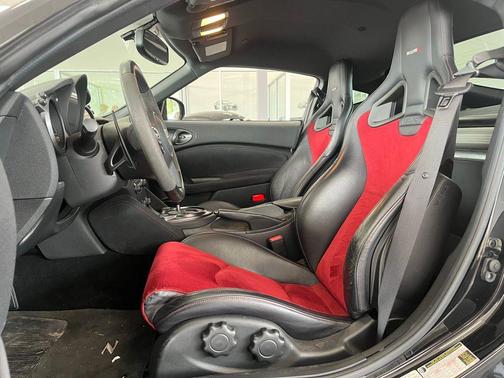 2016 Nissan 370Z NISMO Tech