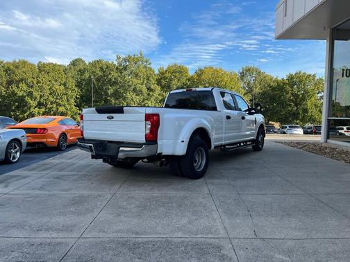 2022 Ford F-350 XL