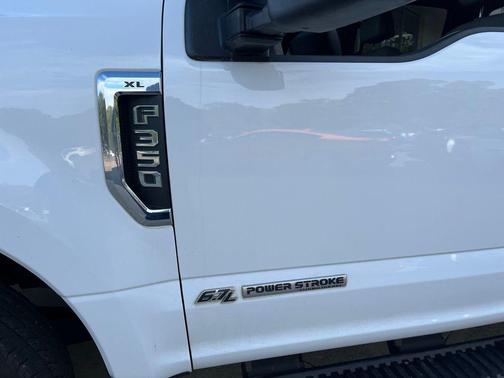 2022 Ford F-350 XL