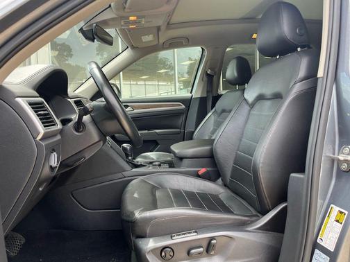 2019 Volkswagen Atlas 3.6L SEL Premium