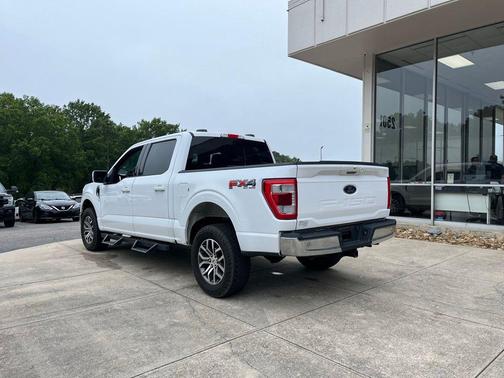 Oxford White 2021 Ford F-150 Lariat