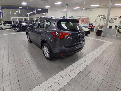 2016 Mazda CX-5 Sport