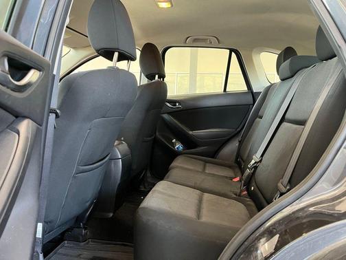 2016 Mazda CX-5 Sport