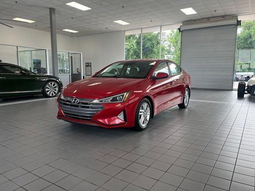Scarlet Red 2019 Hyundai ELANTRA SEL