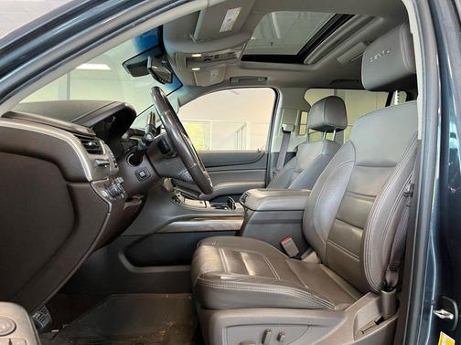 Dark Sky Metallic 2019 GMC Yukon XL Denali