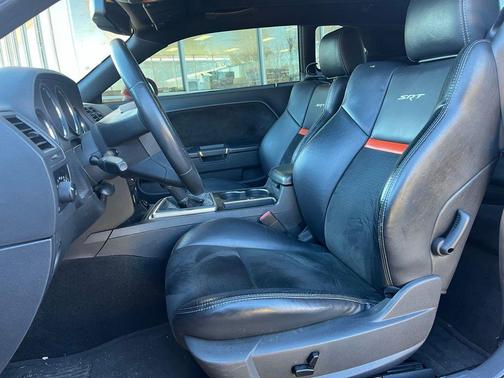 2009 Dodge Challenger SRT8