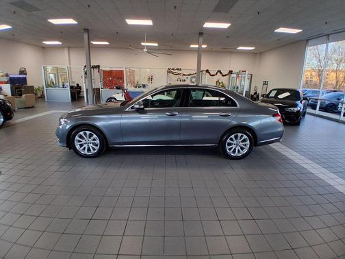 2018 Mercedes-Benz E-Class 4MATIC