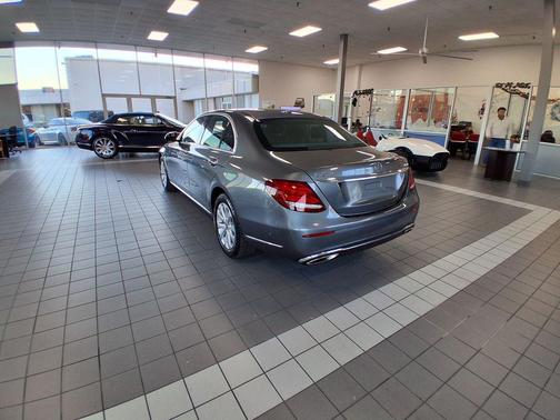 2018 Mercedes-Benz E-Class 4MATIC