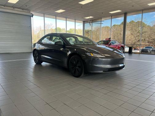2025 Tesla Model 3 Long Range