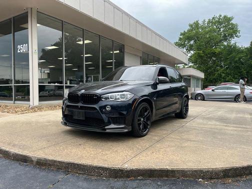 Carbon Black Metallic 2018 BMW X5 M Base