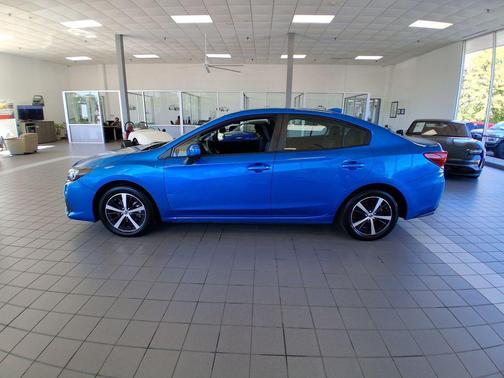 2022 Subaru Impreza Premium