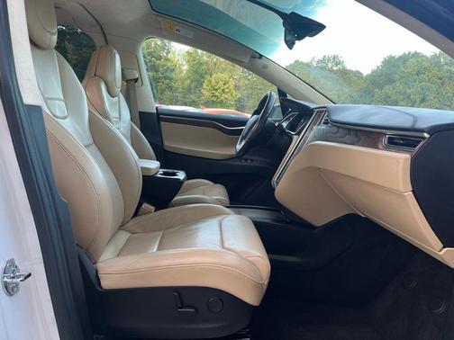 2017 Tesla Model X 100D