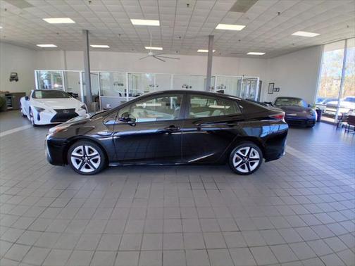 2017 Toyota Prius Four Touring
