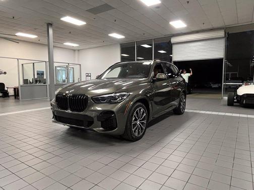 Green Metallic 2023 BMW X5 PHEV xDrive45e
