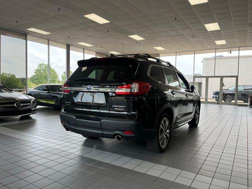 Crystal Black Silica 2019 Subaru Ascent Limited 7-Passenger