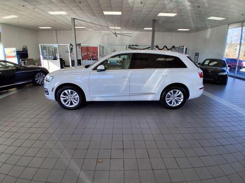 2017 Audi Q7 2.0T Premium