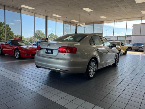 2014 Volkswagen Jetta Auto SE w/Connectivity
