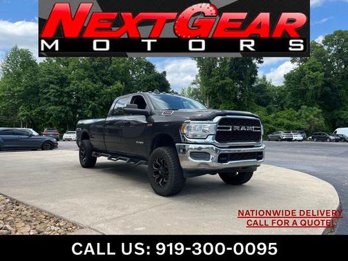 Granite Crystal Metallic Clearcoat 2020 RAM 2500 Tradesman Crew Cab 4x4 8' Box