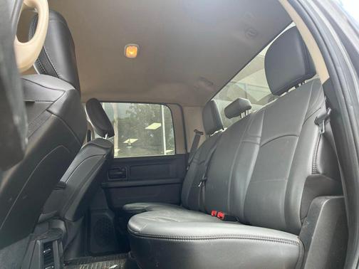 Granite Crystal Metallic Clearcoat 2020 RAM 2500 Tradesman Crew Cab 4x4 8' Box