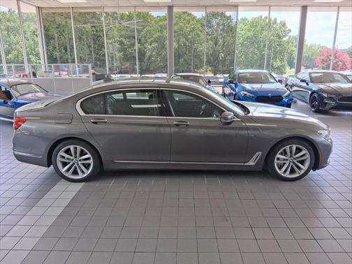 2016 BMW 750 i xDrive