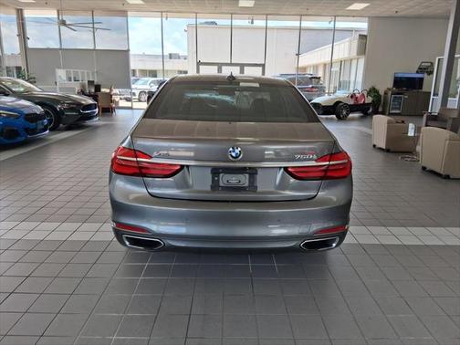 2016 BMW 750 i xDrive