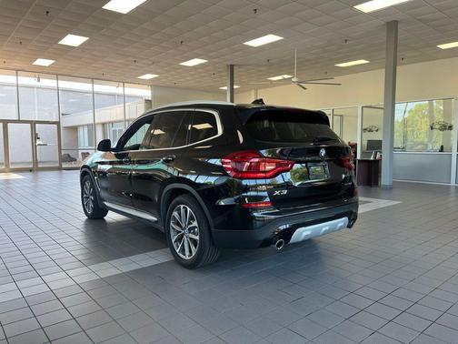 Black Sapphire Metallic 2018 BMW X3 xDrive30i