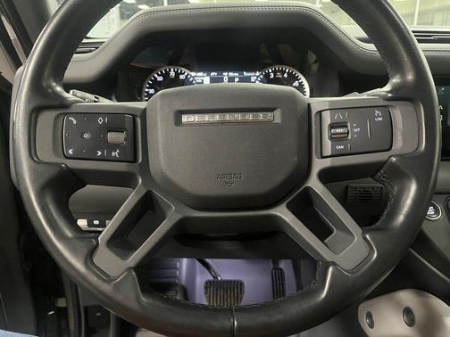 2023 Land Rover Defender 110 X-Dynamic SE