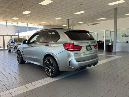 Silverstone Metallic 2015 BMW X5 M Base