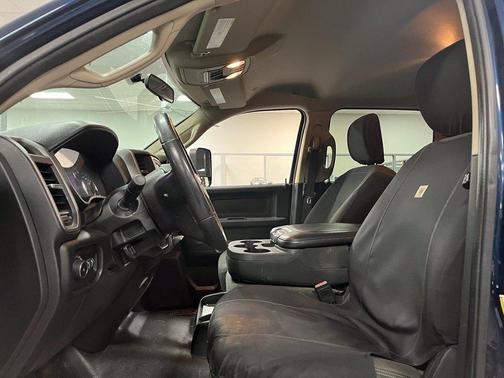 Patriot Blue Pearlcoat 2020 RAM 2500 Tradesman Crew Cab 4x4 6'4' Box