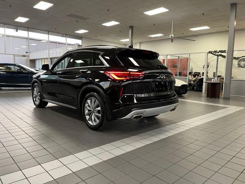 2020 INFINITI QX50 LUXE AWD