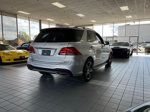 2017 Mercedes-Benz GLE 550e 4MATIC