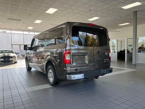 2016 Nissan NV Passenger NV3500 HD SL V8