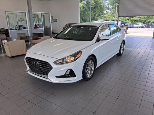 2018 Hyundai SONATA SE