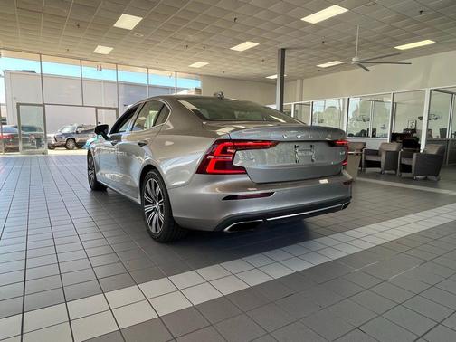 2019 Volvo S60 T5