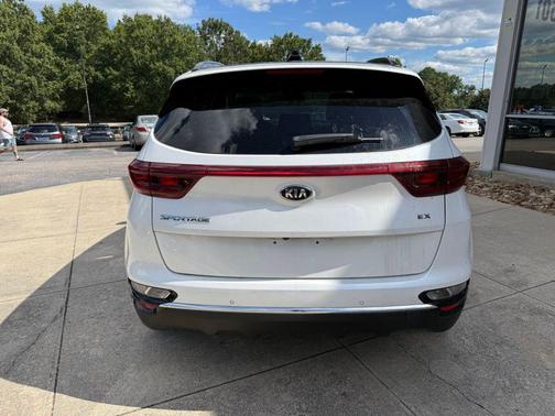 2021 Kia Sportage EX