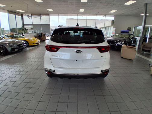 2021 Kia Sportage EX