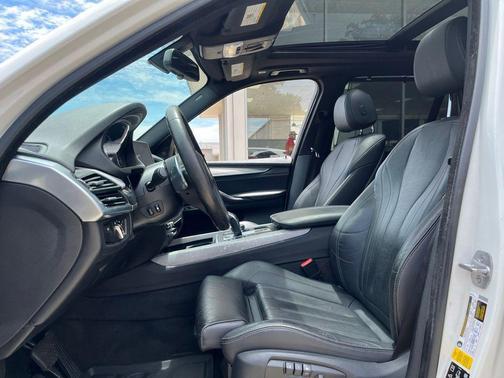 Alpine White 2018 BMW X5 xDrive35i