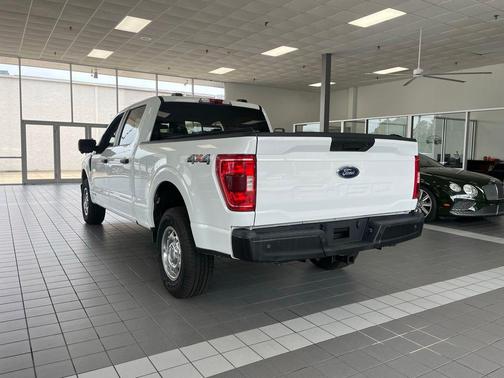 Oxford White 2022 Ford F-150 XL