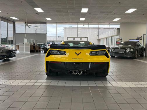 Velocity Yellow Tintcoat 2015 Chevrolet Corvette Z06 Hardtop