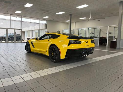 Velocity Yellow Tintcoat 2015 Chevrolet Corvette Z06 Hardtop