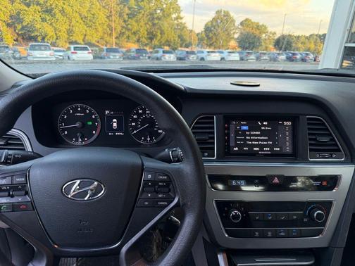 2015 Hyundai SONATA SE
