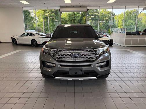 Carbonized Gray Metallic 2022 Ford Explorer XLT