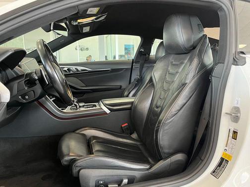 White Metallic 2022 BMW 840 i