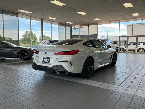 White Metallic 2022 BMW 840 i