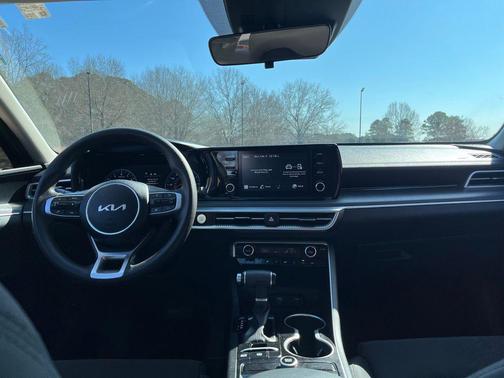 2023 Kia K5 LXS