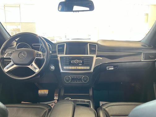 2015 Mercedes-Benz M-Class 4MATIC