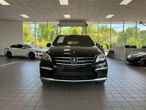 Black 2015 Mercedes-Benz M-Class 4MATIC